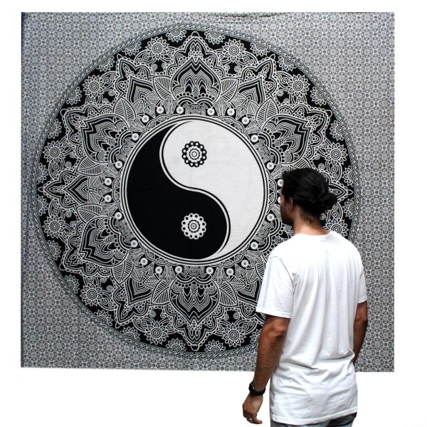 B&W Double Cotton Bedspread + Wall Hanging - Ying yang - Image 2