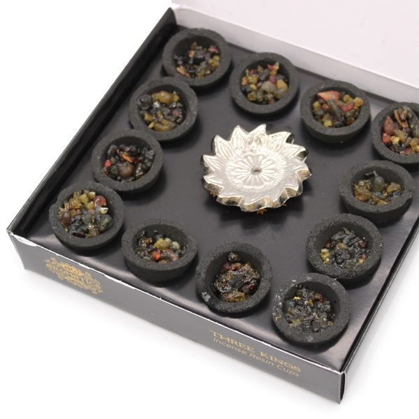 Box of 12 Resin Cups - Three Kings - Image 4