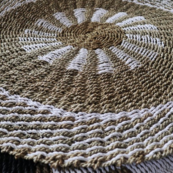 Round Seagrass White & Tan - Inner Sun - 1m - Image 2