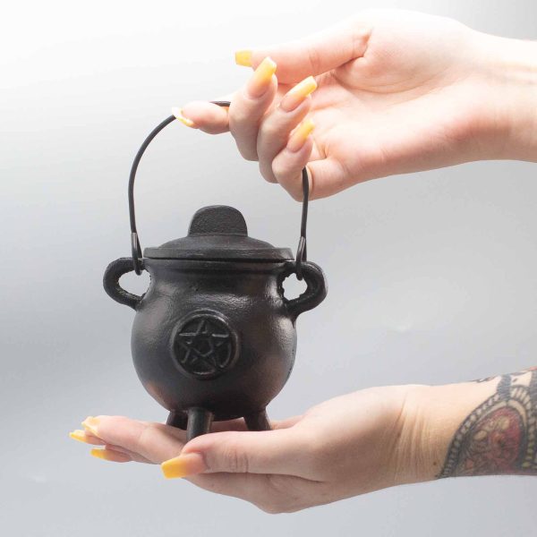 Cast Iron Cauldron with Pentagon 6.5x13cm - Image 3