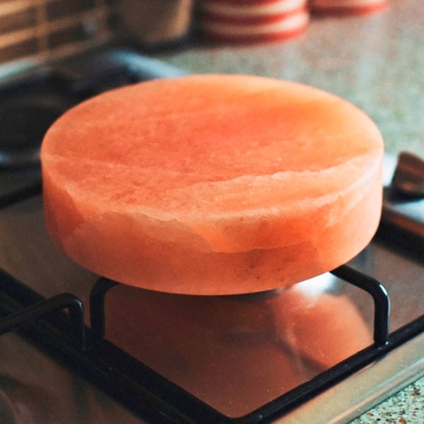 Himalayan Salt Cooking Plate - Round - 20x20x5cm - Image 4