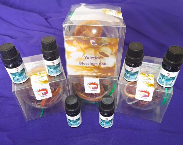 Belle's Christmas 24 Aromatherapy Oil Blend 10ml - Image 3