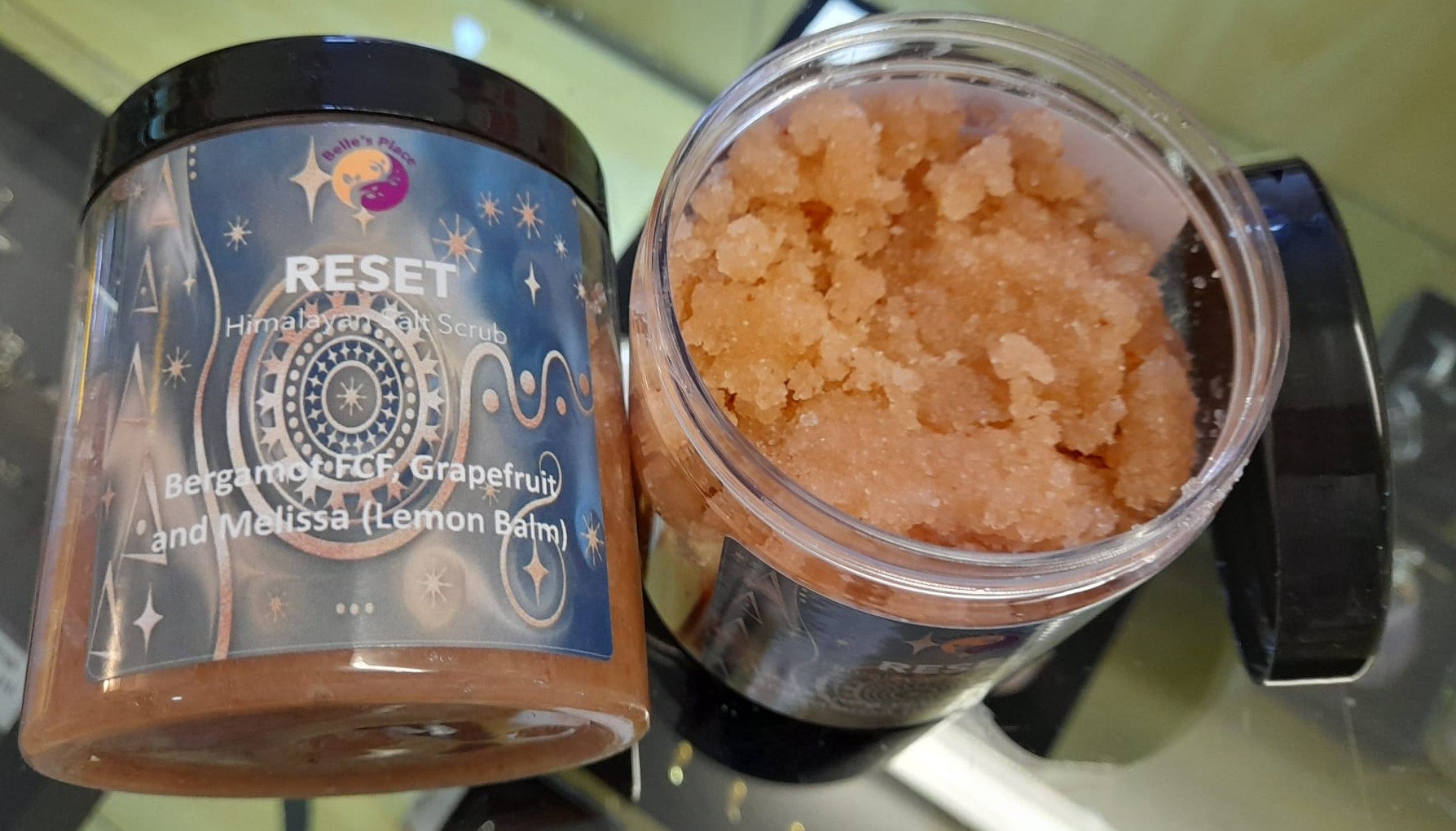 Belle's Reset Himalayan Salt Scrub - Image 4
