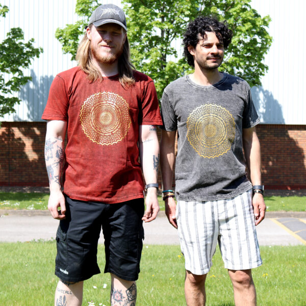 Extra Large Stone Washed T-Shirt - Mandala - Maroon - Image 4