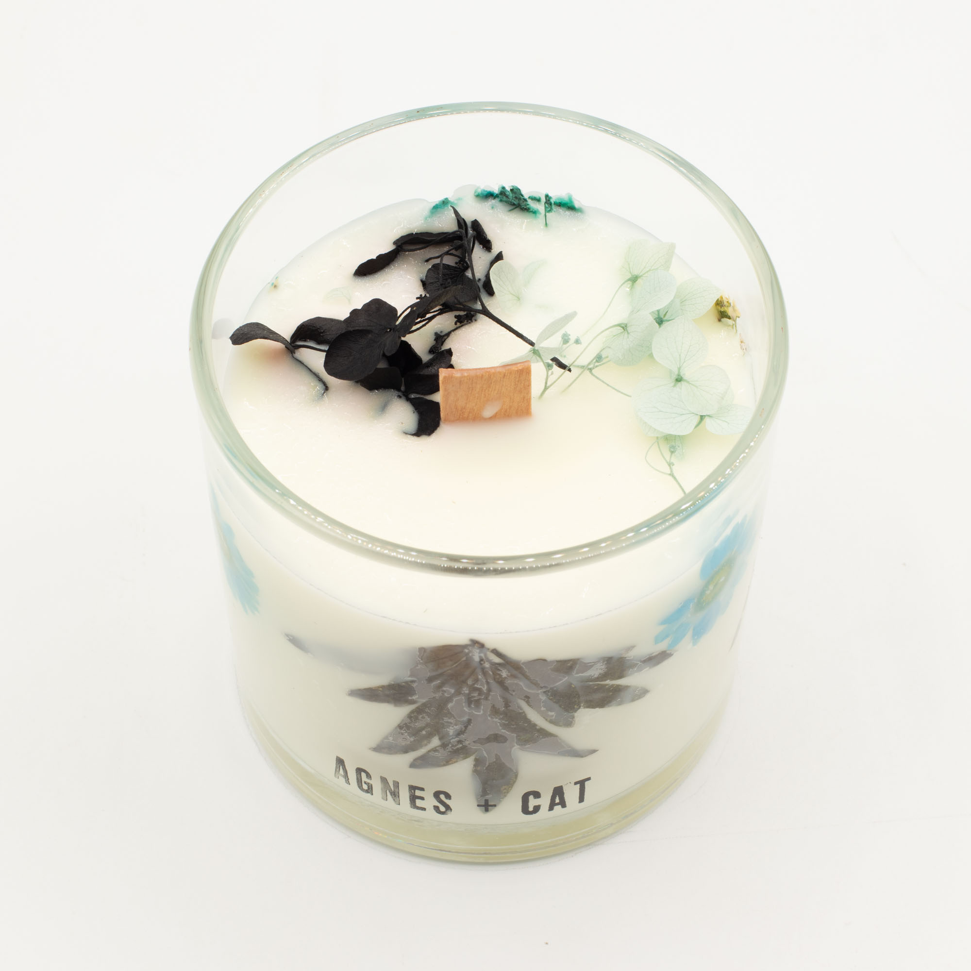 Agnes + Cat Botanical Soy Wax Candle - Seasalt & Moss - Image 4