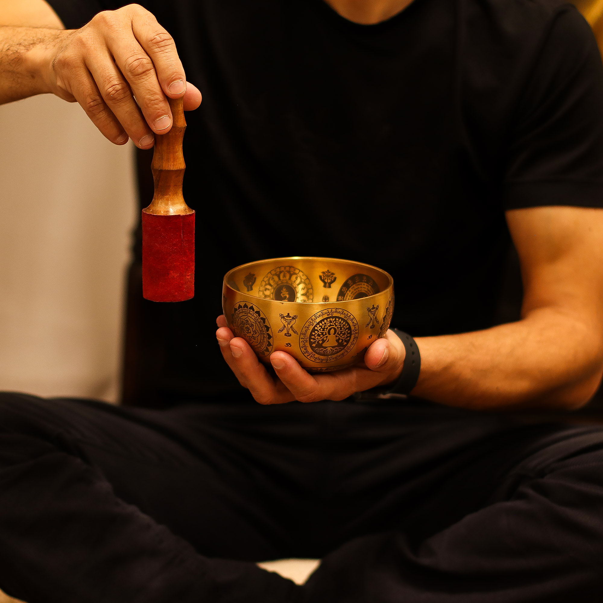 Pure Brass Etched Yogi - Set of 4 - Approx 3.78kg - Image 13