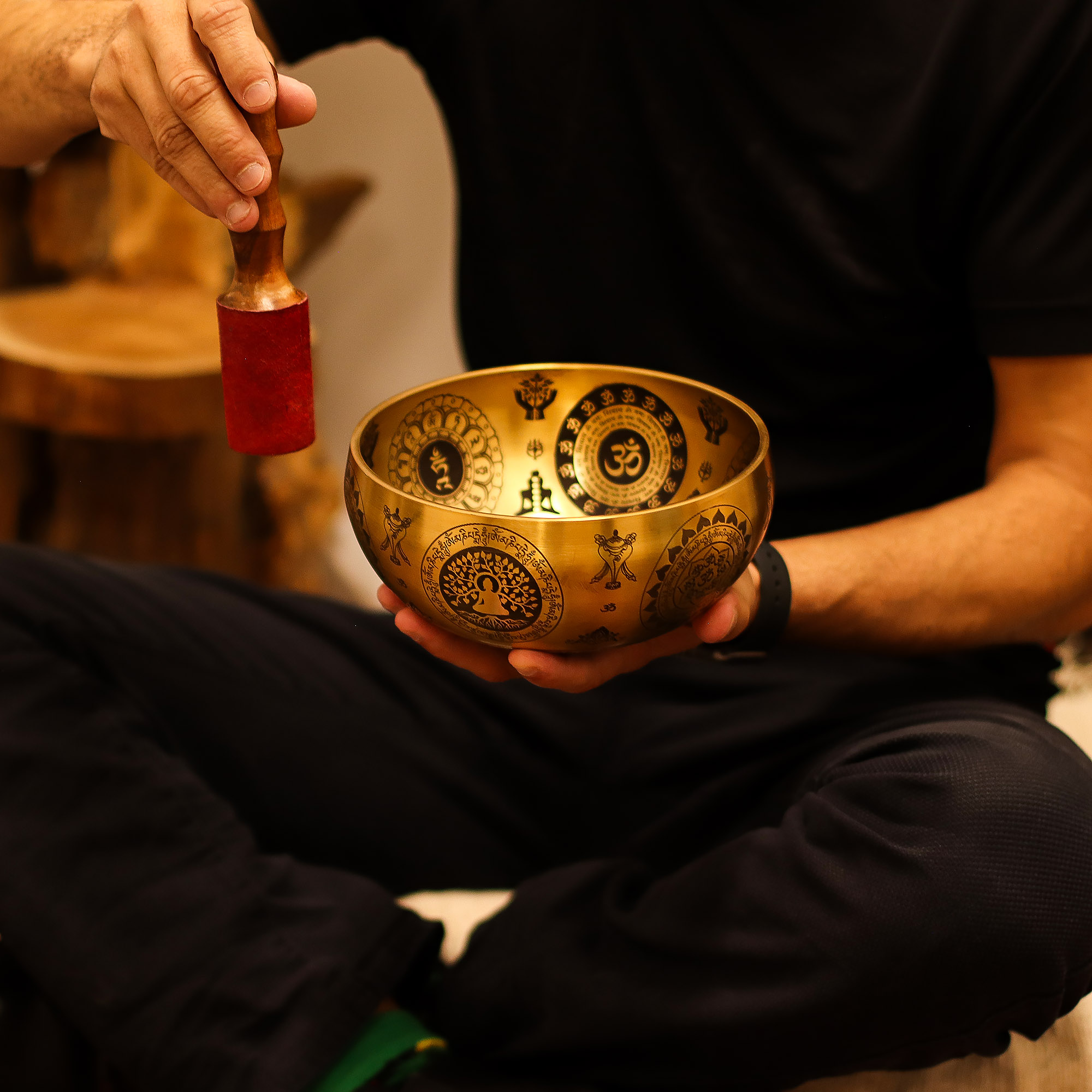 Pure Brass Etched Yogi - Set of 4 - Approx 3.78kg - Image 15